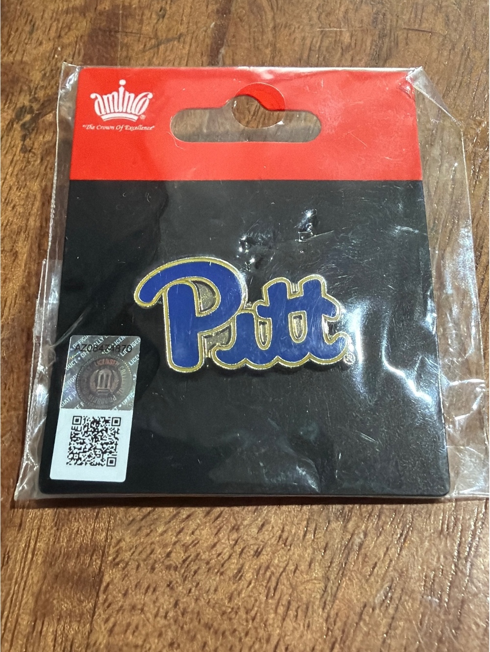 Pitt Panthers NCAA Logo Pin